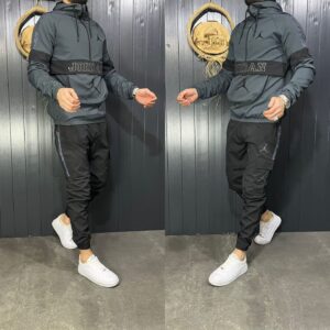 Chandal Jordan gris oscuro