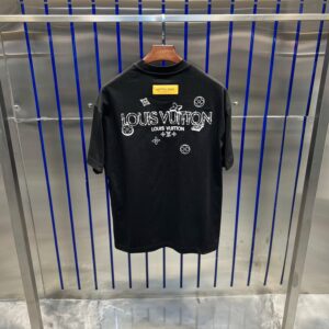 Camiseta Louis Vuitton oversize
