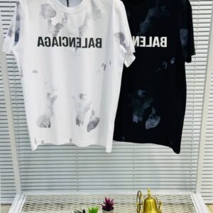 Camiseta Balenciaga negro