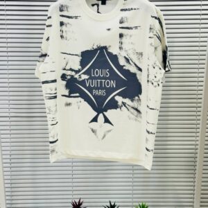 Camiseta Louis Vuitton oversize
