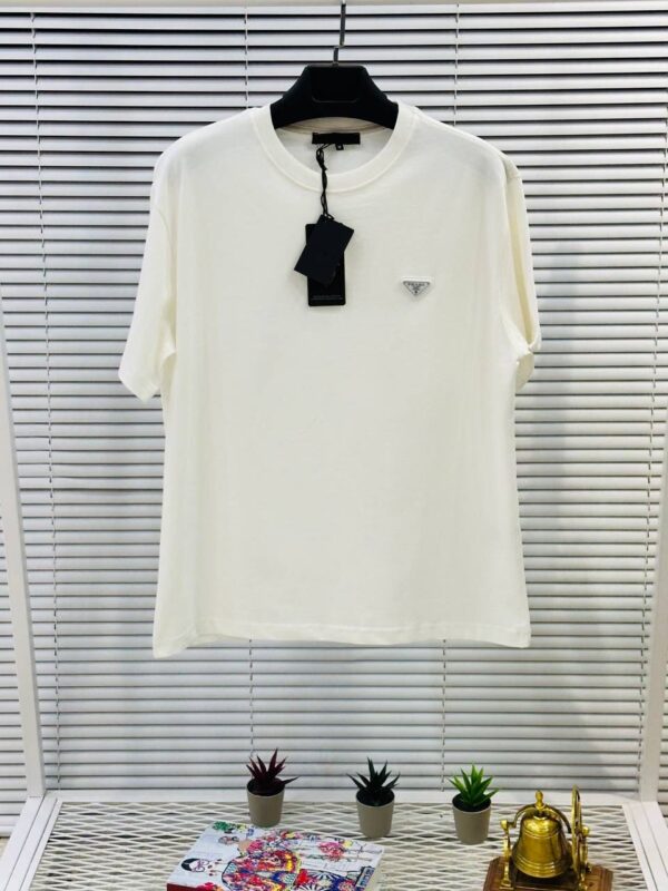 camiseta prada