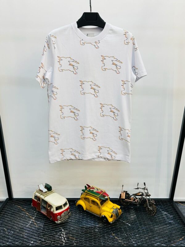 camiseta burberry