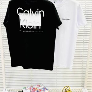camiseta calvin klein negro