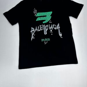 camiseta balenciaga