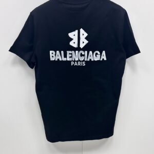 camiseta balenciaga