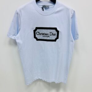 camiseta C. dior