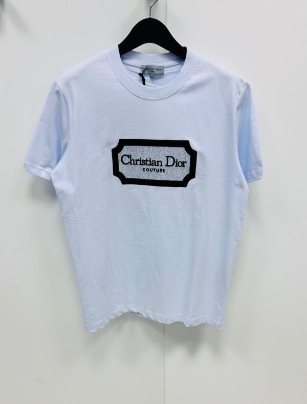 camiseta C. dior
