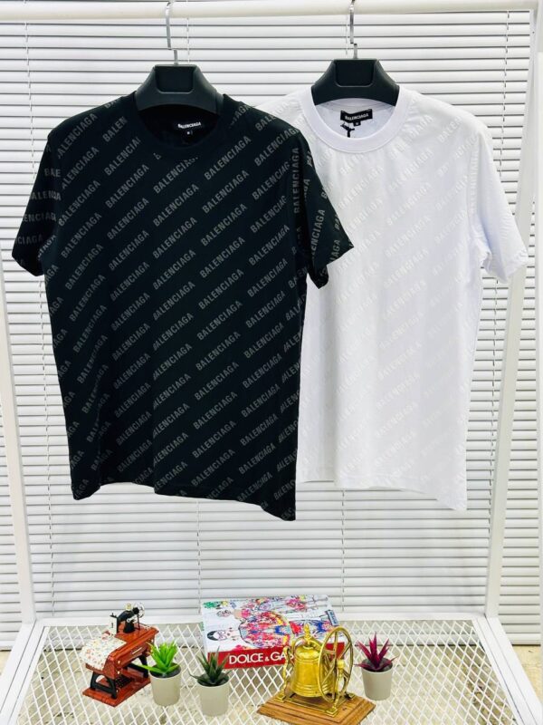 camiseta balenciaga
