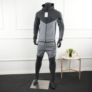 chandal nike teck