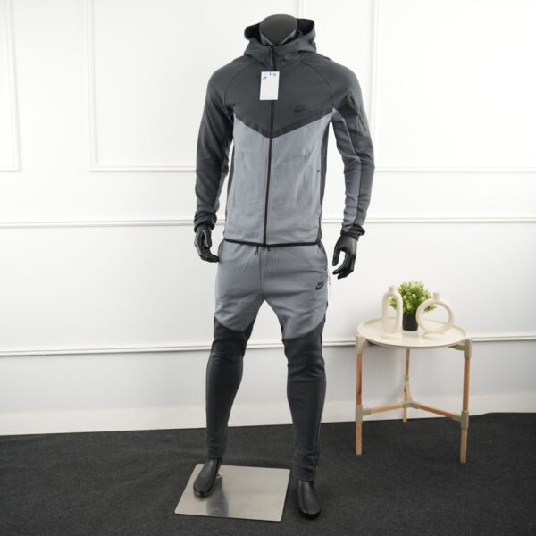 chandal nike teck