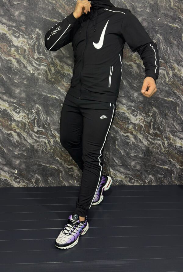 chandal nike