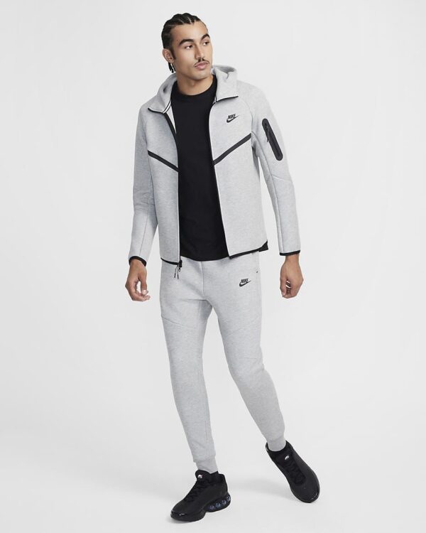 chandal nike tech