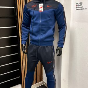 chandal nike