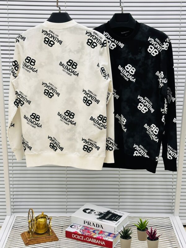 camiseta balenciaga