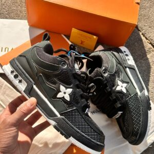 zapatilla LV skate